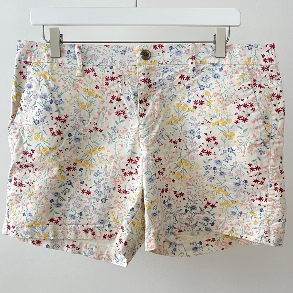 Old Navy Floral Women's Shorts Size 10